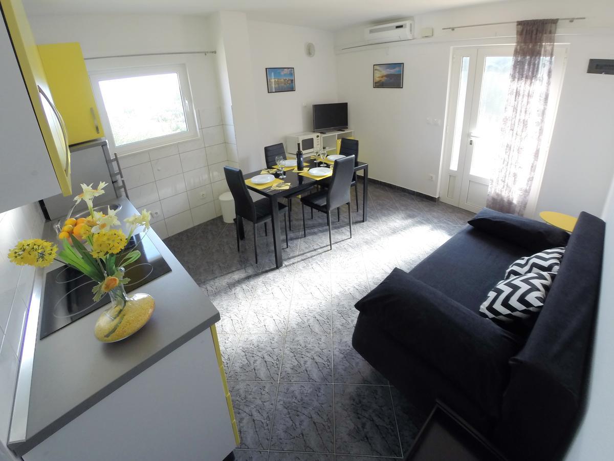 Apartments Ljiljana Trogir Buitenkant foto